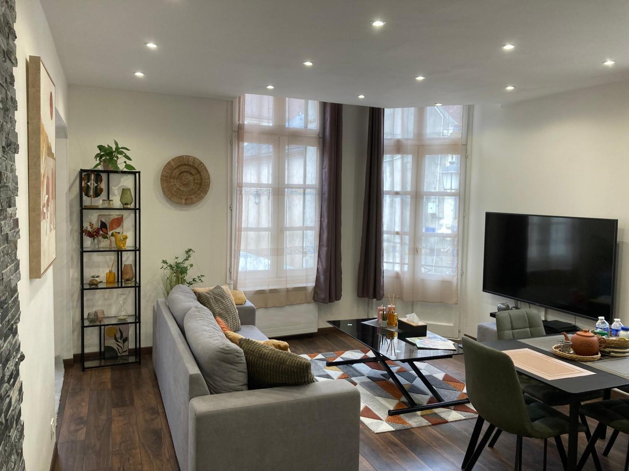Apartment Joli F2, Les 3 Croissants, Centre *